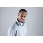 Technics Wireless Noise Cancelling Over-Ear Headphones (Silver) - Image 10