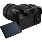 Panasonic LUMIX S5II Full-Frame Mirrorless Camera with 20-60mm Lens [6K Video] - Image 4