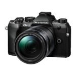 OM SYSTEM OM-5 Mark II Mirrorless Camera with 14-150mm f/4-5.6 II Lens (Black) - Image 3