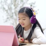Laser Kids Volume Limited Wired Headphones With Charms (Pink) - Image 10