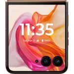 Motorola Razr 50 Ultra 5G 512GB (Peach Fuzz) - Image 8